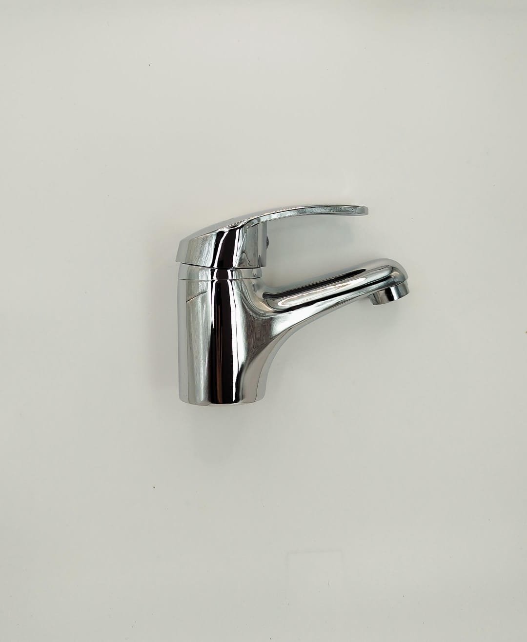 MONOCOMANDO LAVATORIO CROMADA
(VOLANTE ABS)