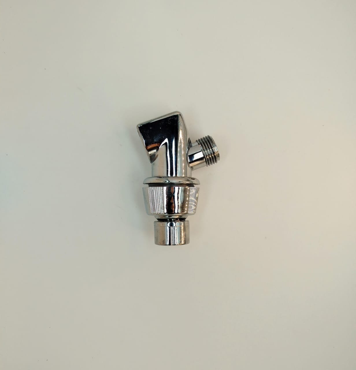 SOPORTE DUCHADOR A CA??O