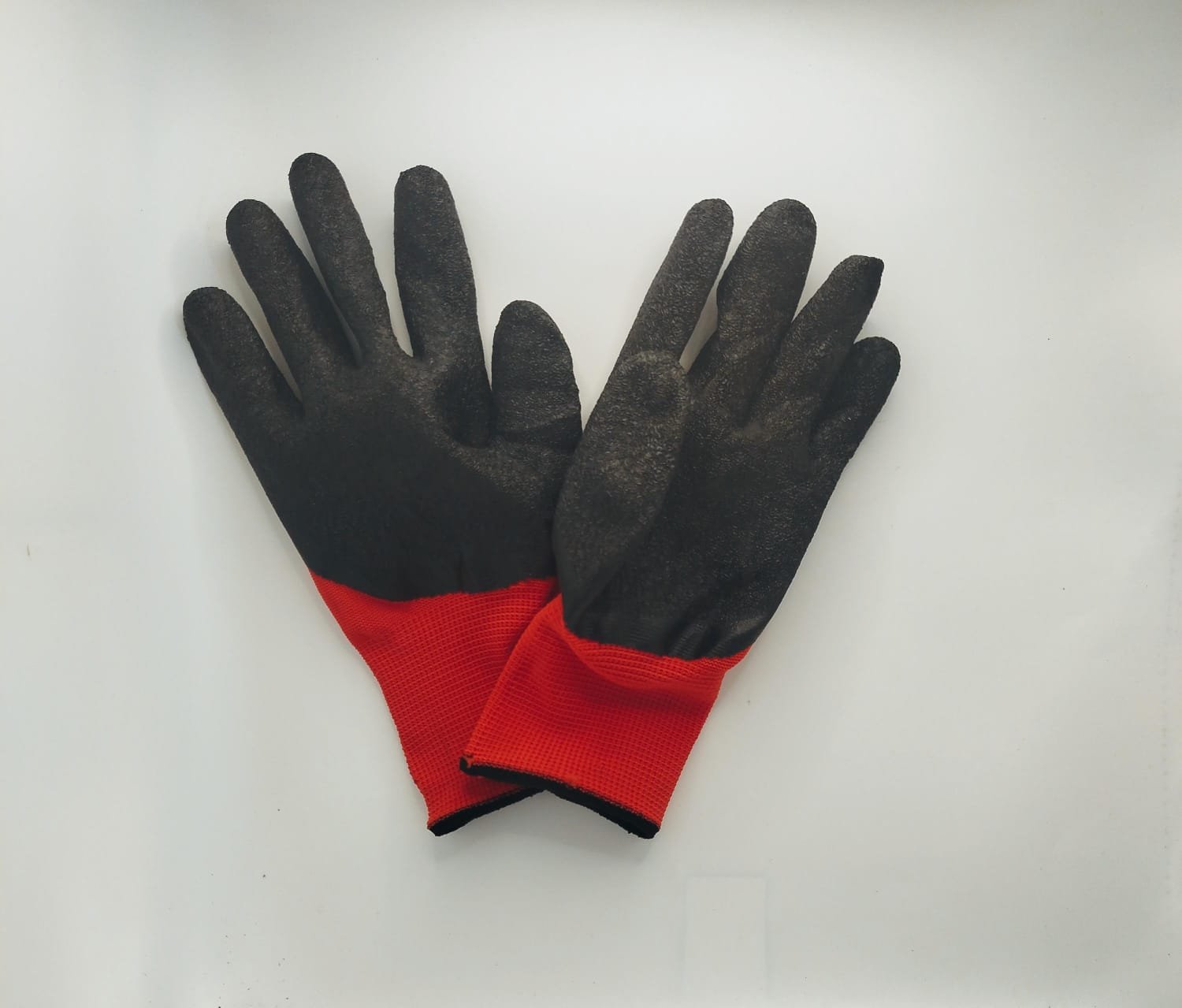 GUANTE ENGOMADO ROJO