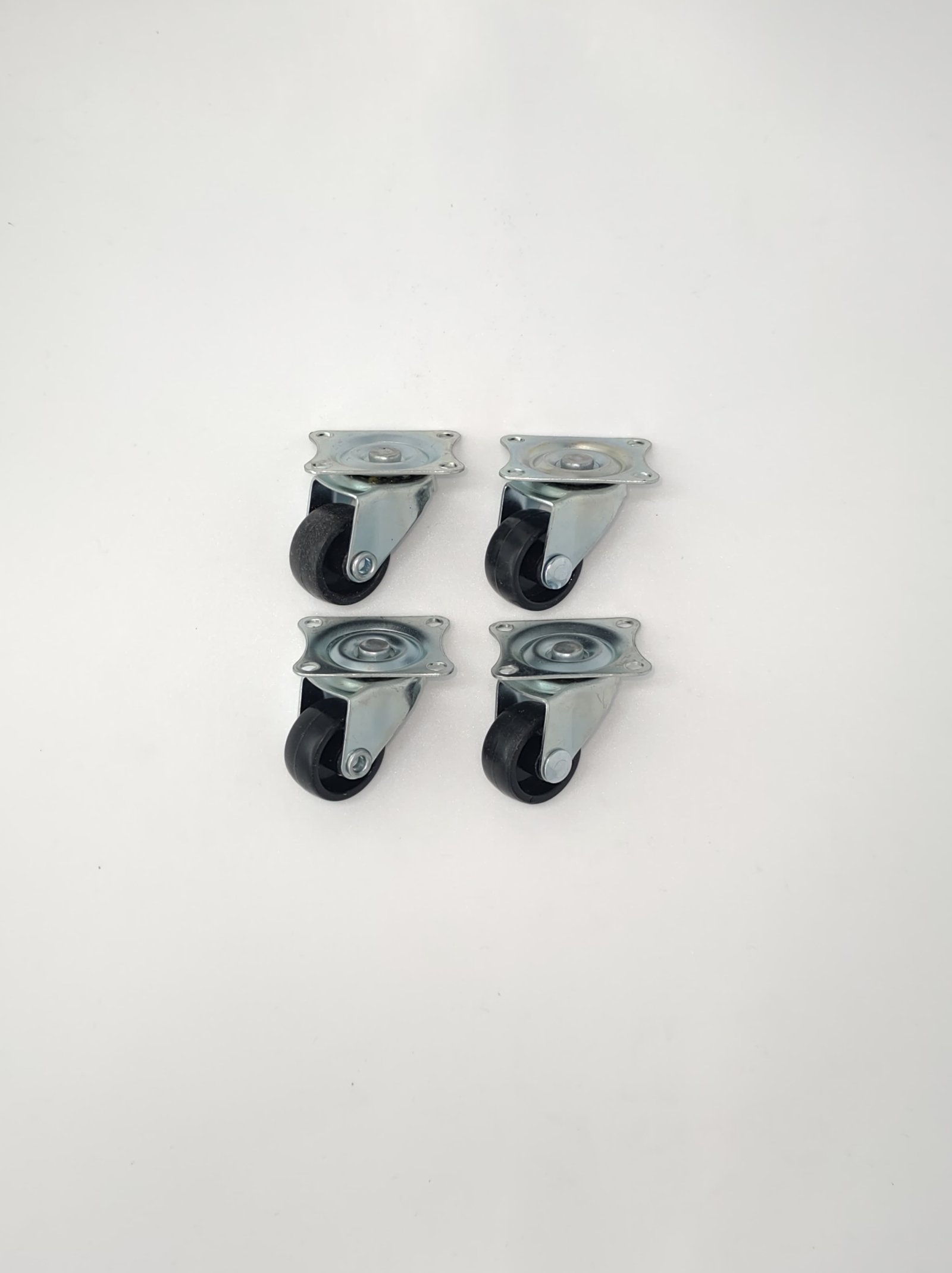 RUEDA PARA ATORNILLAR 30MM
POR 4 PIEZAS